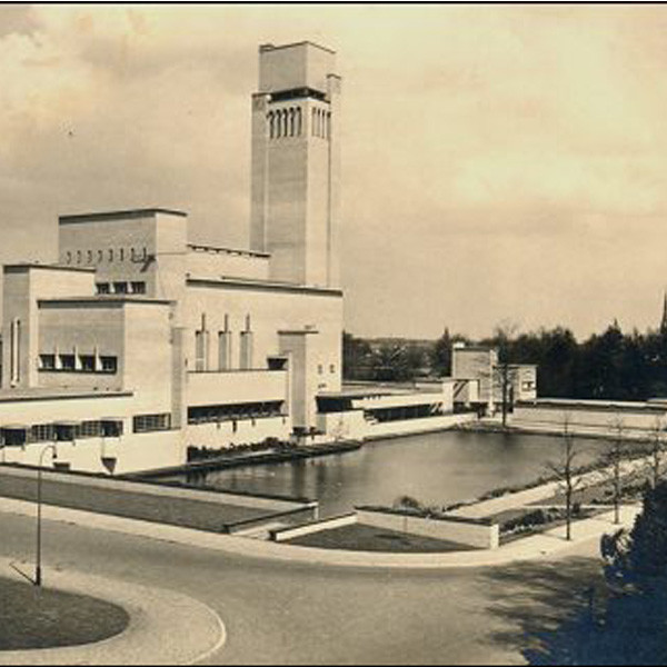 Oude foto van Het raadhuis Hilversum