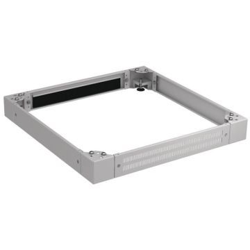 ProLine, Sokkel 800x1000, 100 hoog, voor-perforatie, achter-borstel, zij-dicht, RAL9005
