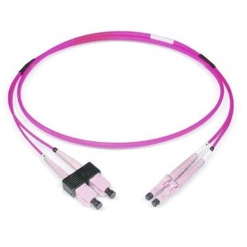 Glasvezel Patchkabel, OM4, DX, SC/pc-LC/pc, LSZH, Lila, 3m, Oval